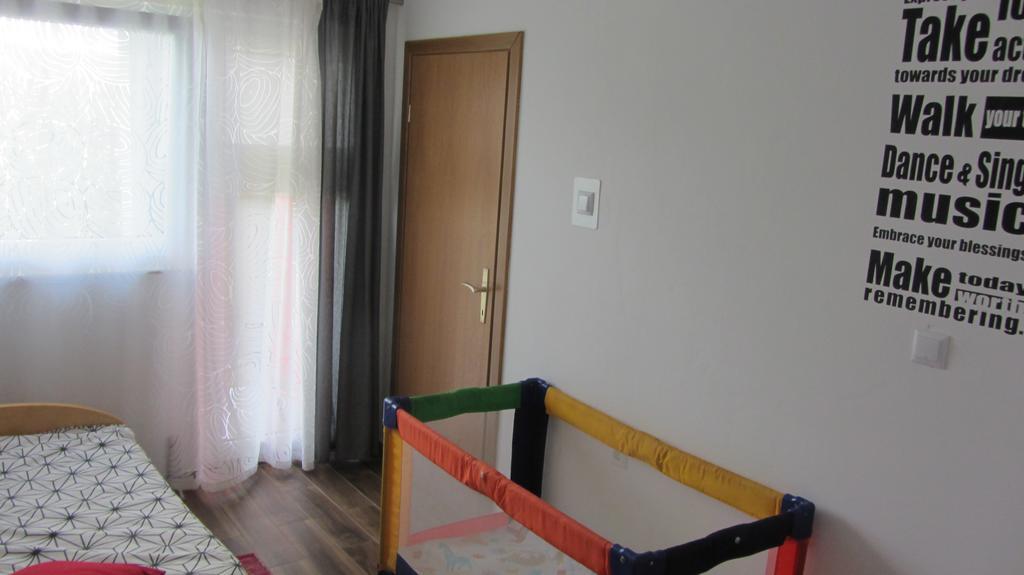 Apartment Marin Огулин Екстериор снимка