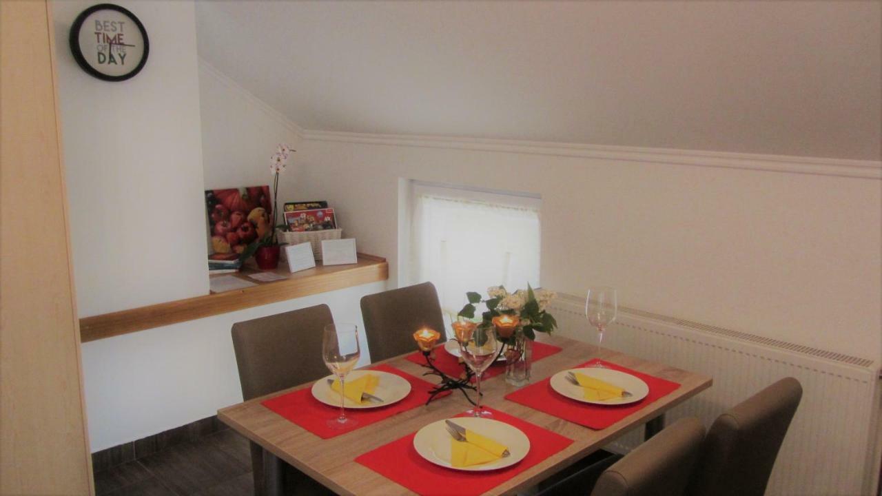 Apartment Marin Огулин Екстериор снимка