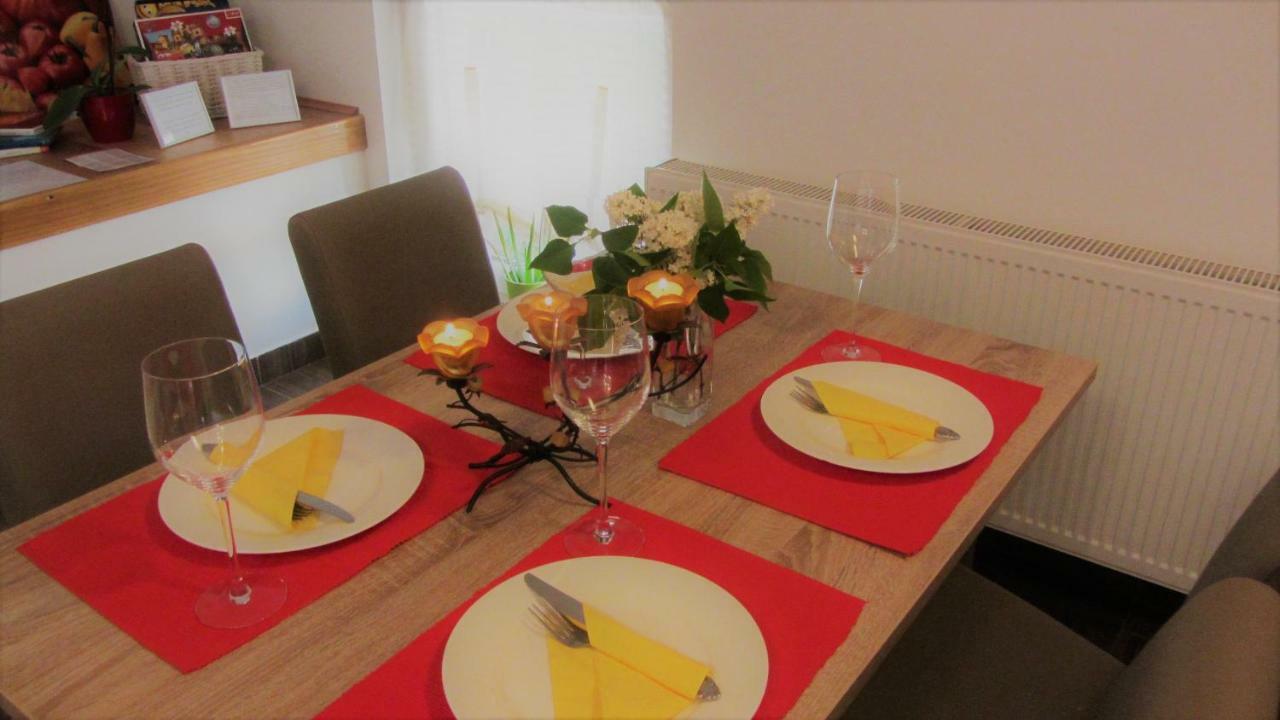 Apartment Marin Огулин Екстериор снимка